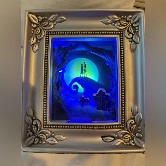 Disney Olszewski Gallery of Light Nightmare Before Christmas Jack Sally Embrace - Picture 2 of 6